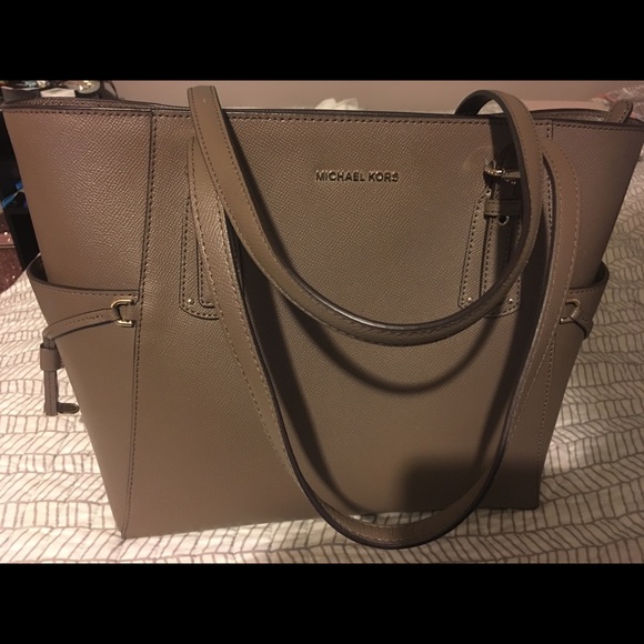 Michael Kors Handbags - Mushroom Michael Kors Tote